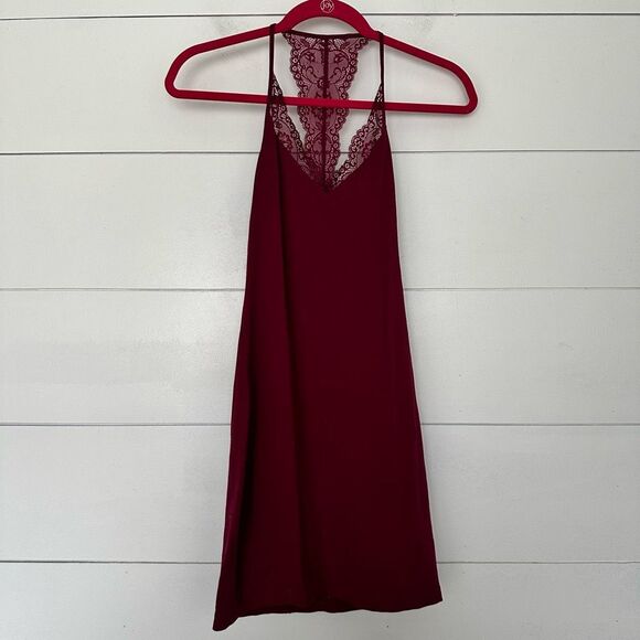 Express Women’s Extra Small Maroon Vneck Racerback Lace Dress - Picture 1 of 5